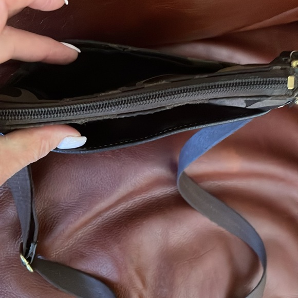 Coach Swing Pack Crossbody Bag - Picture 4 of 6